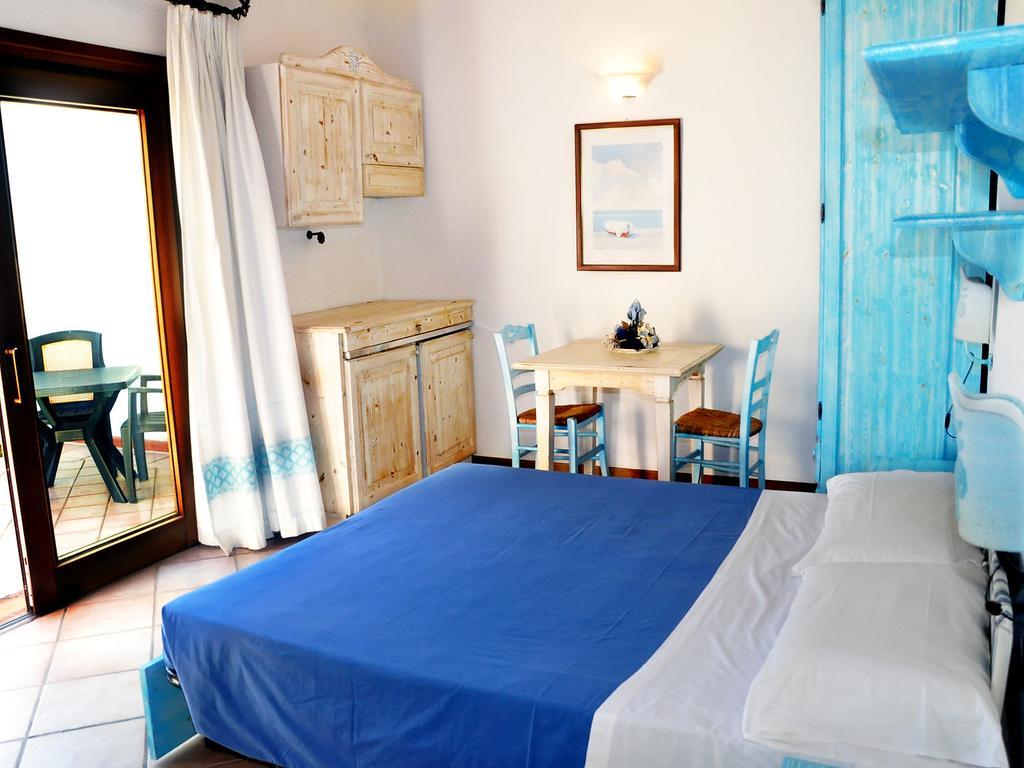 Residence Liscia Eldi San Teodoro  Rum bild